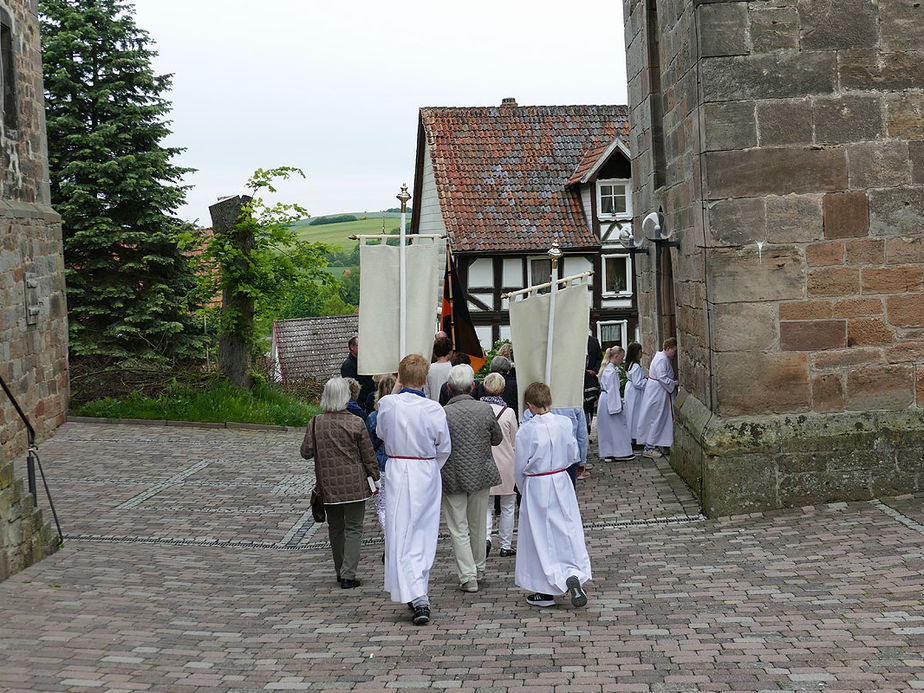 Bittprozession an Christi Himmelfahrt (Foto: Karl-Franz Thiede)